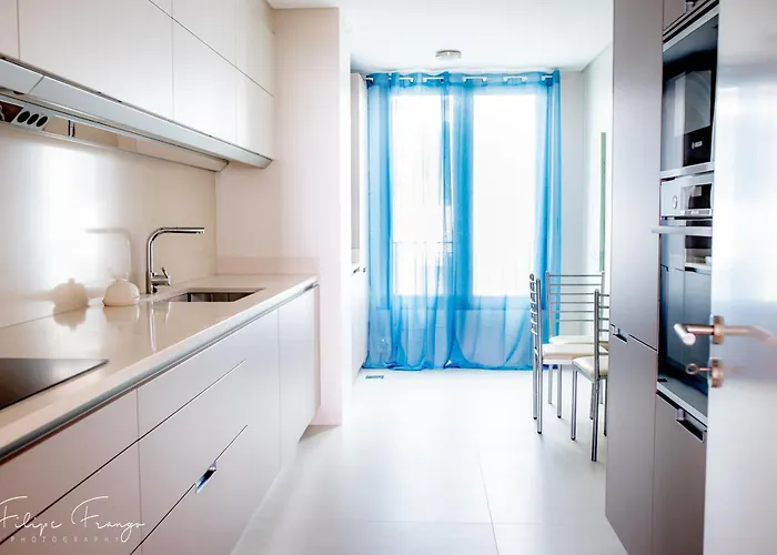 Bay Incredible View With Pool *